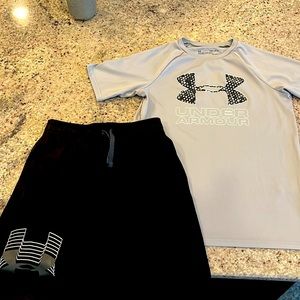 Under Armour boys top/short set.  Heatgear.  Gently used.